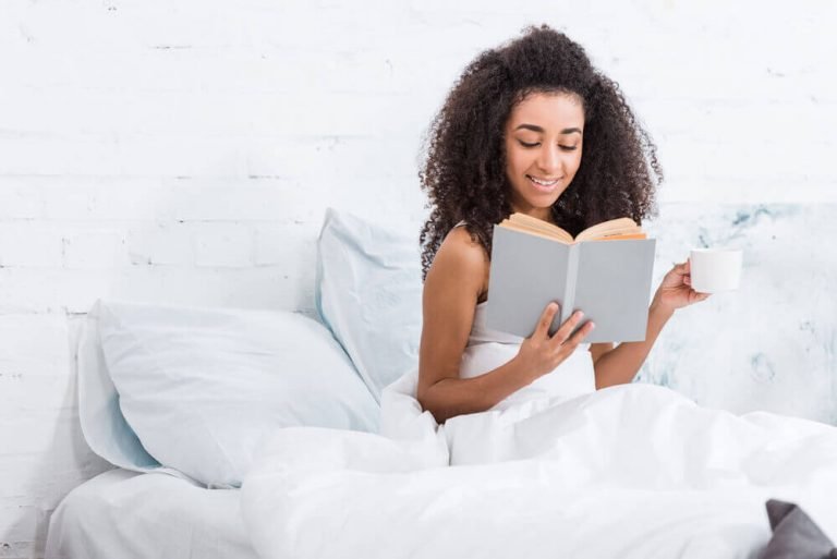 What is the best pillow to read with in bed?