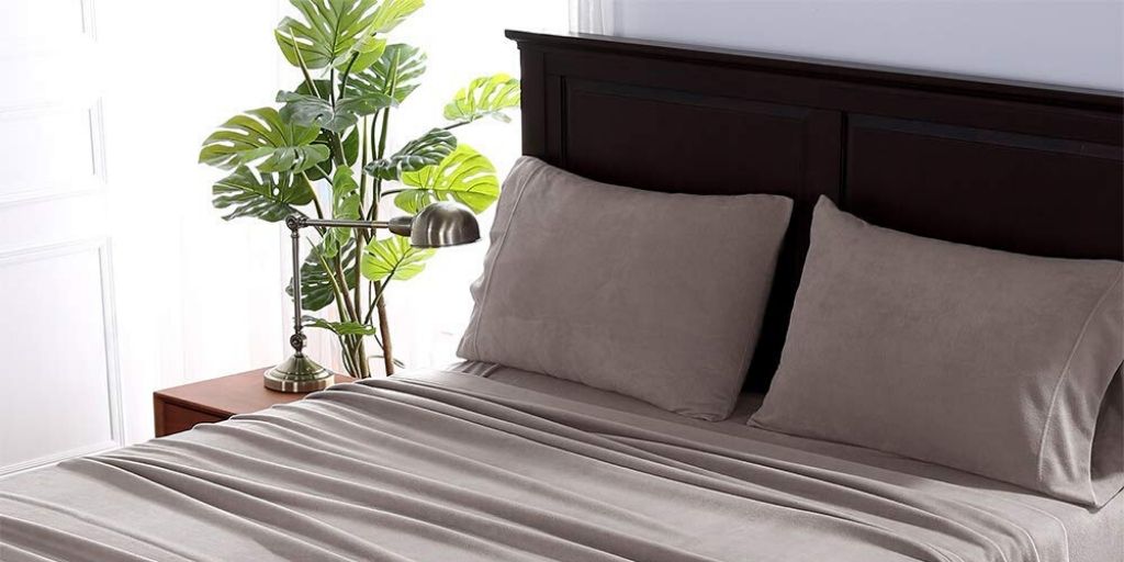 Soft gray-colored fleece sheets bedding