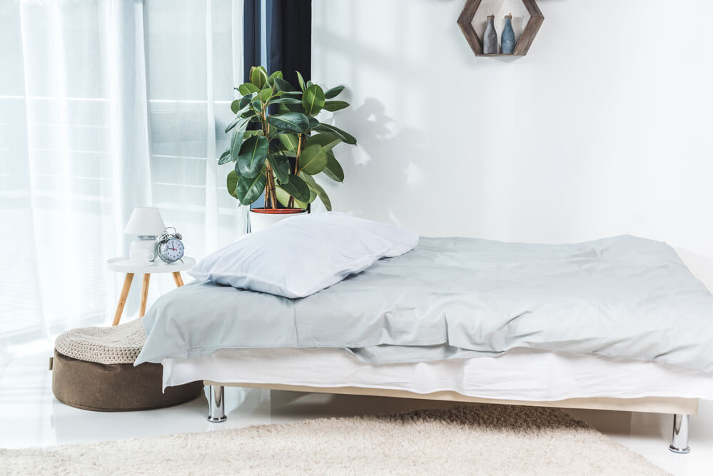 10 Awesome Bed Frames That Don T Squeak, What Kind Of Bed Frame Doesn T Squeak